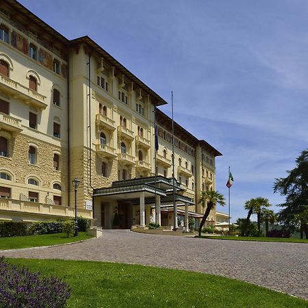 Grand Hotel Palazzo Della Fonte Fiuggi Exterior foto